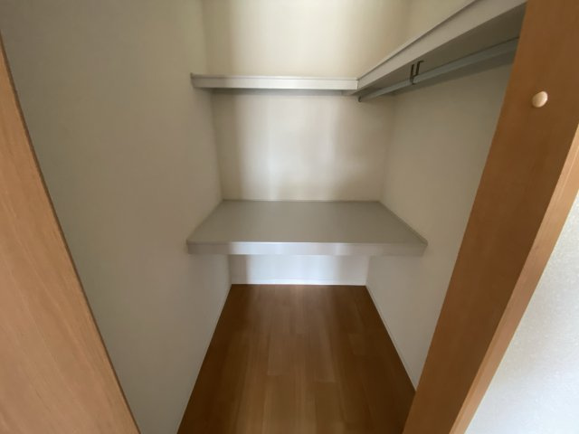 メゾン英賀保駅北の収納