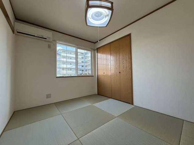 エンゼルハイツ高須の和室