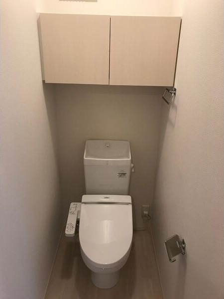 ビルボード淡路駅前のトイレ