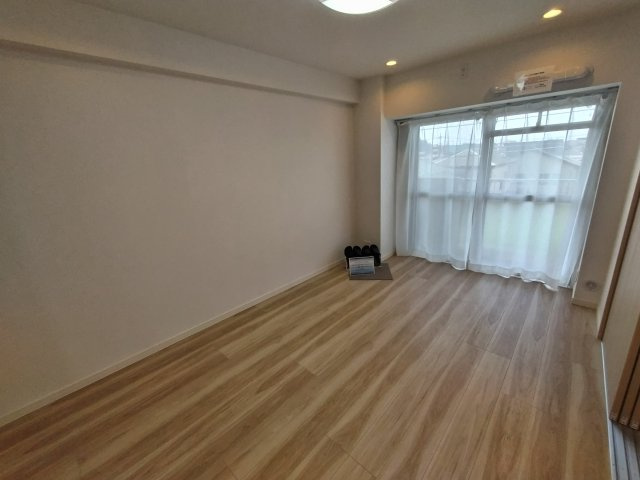 【洋室】エンゼルハイム浦和中尾 