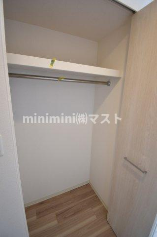 大阪市東成区東小橋１丁目の賃貸マンションの収納