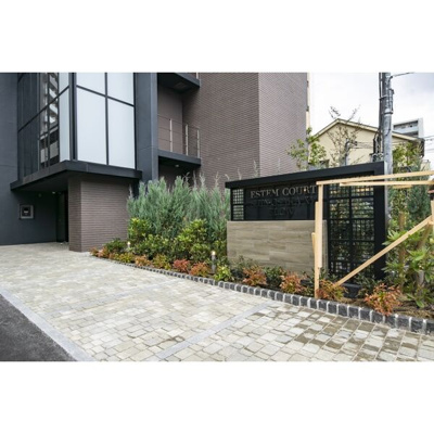 【エントランス】 | EC新大阪XVフロウ | エントランスです