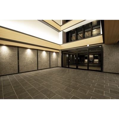 【ロビー】 | EC新大阪XVフロウ | ゆとりのあるロビーです