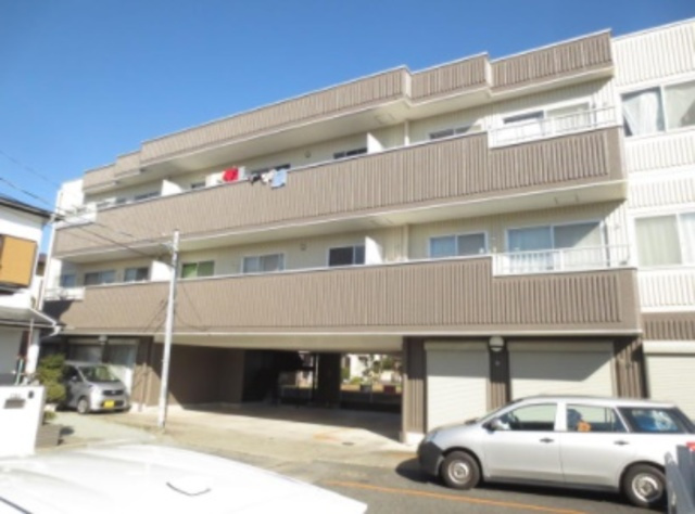 ロイヤルサイトの外観