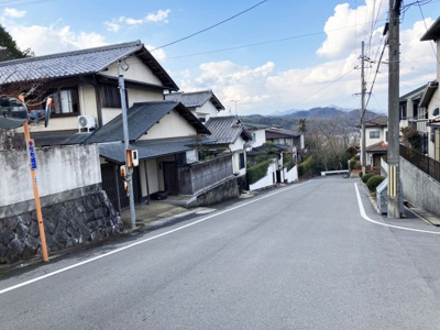 【前面道路含む現地写真】 | 亀岡　西つつじヶ丘美山台一丁目　一戸建