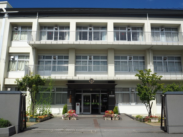 南新町ビルの周辺|小学校「奈良市立済美小学校まで376m」