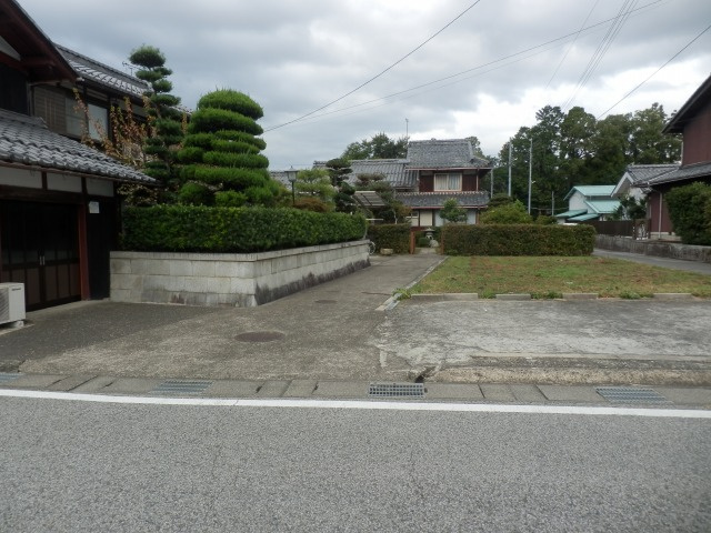 （商談中）土蔵のあるお家の外観