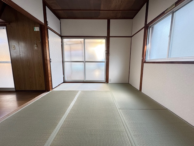 松ヶ丘中町貸家の和室
