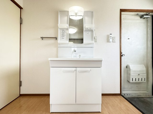 シティーライフ比島の独立洗面台