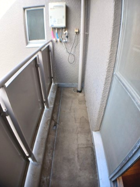 北側のバルコニーです