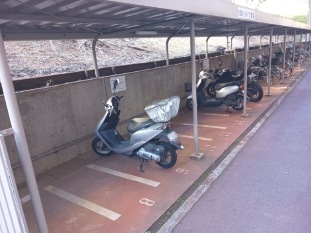 バイク置場です