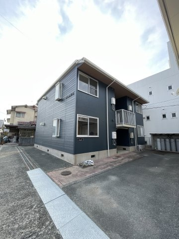 プレジール玉高通りの外観