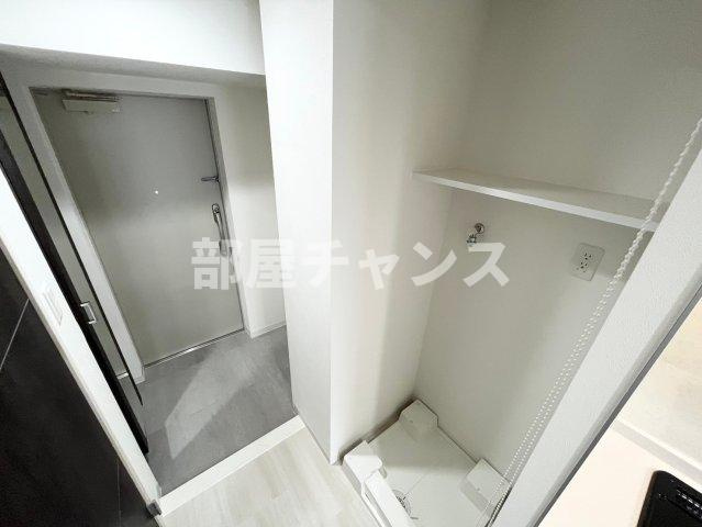 ラ・プレス新栄の玄関|明るい玄関です