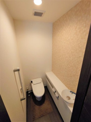 【トイレ】 | ご自宅から現地まで、当社スタッフがお車にて、「お迎え・お送り」をしております。ぜひお気軽にお問い合わせくださいませ♪