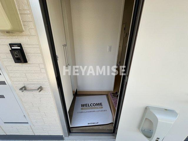 ニューハイツタリカドC棟の玄関|※室内画像は別号室のもの