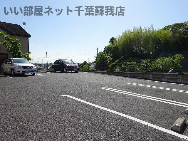 アンソレイエの駐車場|駐車場に車を止められます