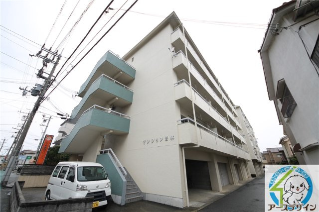 マンション若林の外観