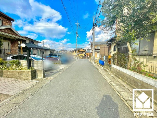 宇治市宇治矢落の前面道路含む現地写真