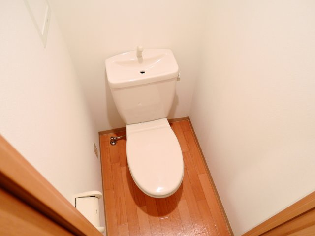 高槻市京口町の賃貸マンションのトイレ