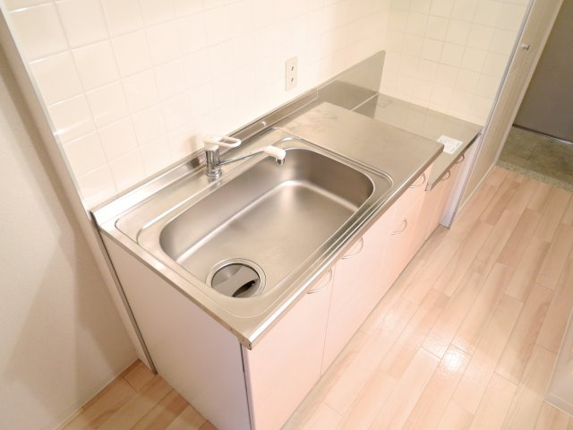 高槻市京口町の賃貸マンションのキッチン