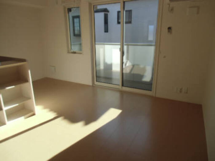 サンルミエール C|ﾘﾋﾞﾝｸﾞ