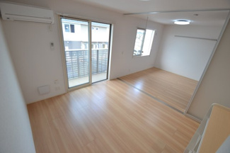 【居間・リビング】 | フォーゲルテラス グリューン　Ⅳ