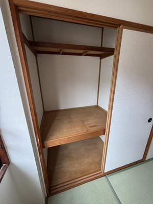 和室の押し入れ収納