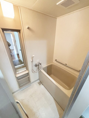 日々の疲れを癒すバスルーム♪