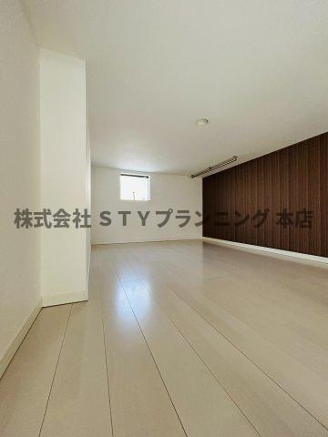 仲介手数料０円！BEAM MEIEKIの洋室