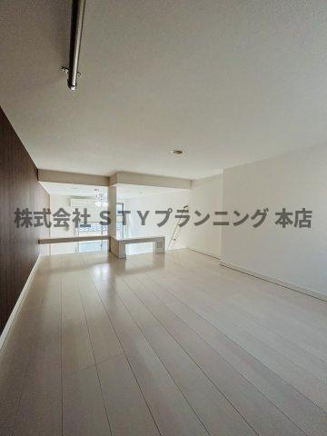 仲介手数料０円！BEAM MEIEKIの洋室