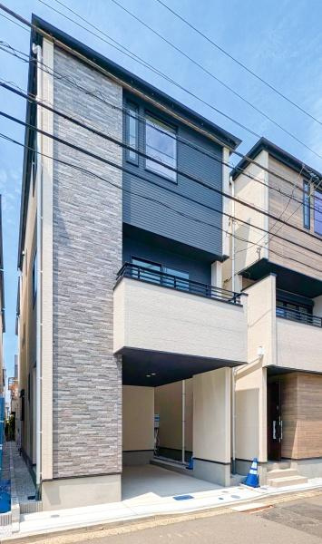 横浜市鶴見区寛政町の新築一戸建の前面道路含む現地写真|周辺環境も合わせてご案内させて頂きます！
お気軽にお問い合わせ下さい！