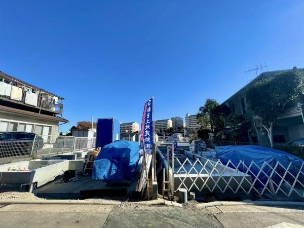 横浜市緑区十日市場町の新築一戸建の前面道路含む現地写真|周辺環境も合わせてご案内させて頂きます！
お気軽にお問い合わせ下さい！
