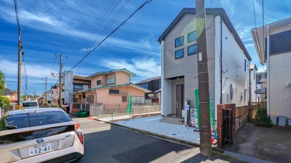 横浜市瀬谷区宮沢２丁目の新築一戸建の前面道路含む現地写真|車通りが少ない為、小さなお子様にも安心です。
是非一度、現地へ起こしください。

