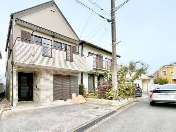 横浜市保土ケ谷区権太坂３丁目の中古一戸建の前面道路含む現地写真|広々とした前面道路！
駐車も楽に行えます。