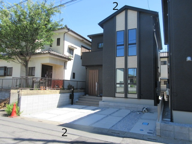 【仲介手数料無料】新築後未入居戸建　東松山市小松原町21-10（全2棟）の外観