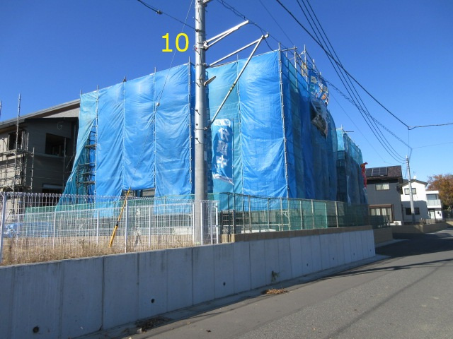 【仲介手数料無料】新築戸建　熊谷市末広4-14（全11棟）の前面道路含む現地写真