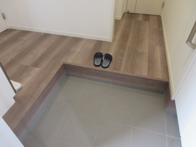 【仲介手数料無料】未入居戸建　熊谷市末広4-14（全11棟）の玄関