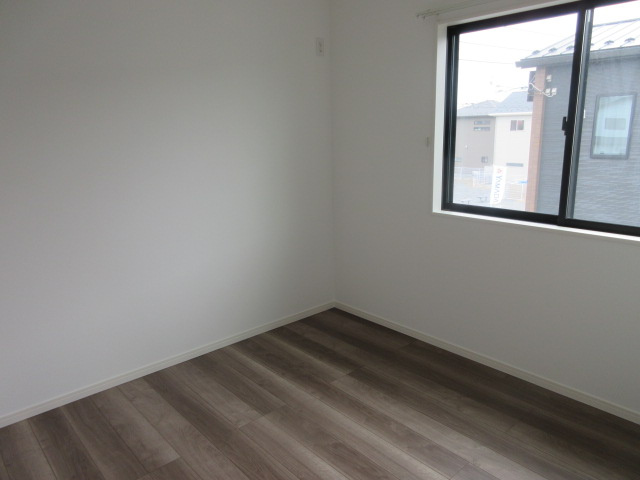 【仲介手数料無料】未入居戸建　熊谷市末広4-14（全11棟）の洋室