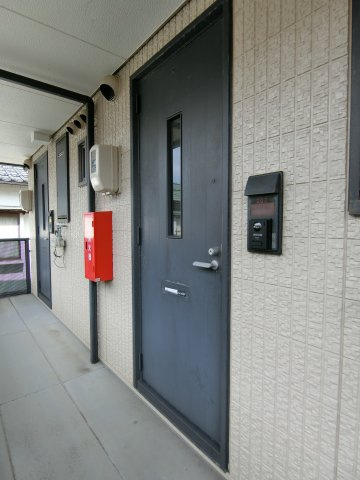 グリーンビューB棟の玄関