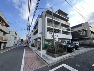 【駐車場】 | 駐車場の空き状況はご確認ください。