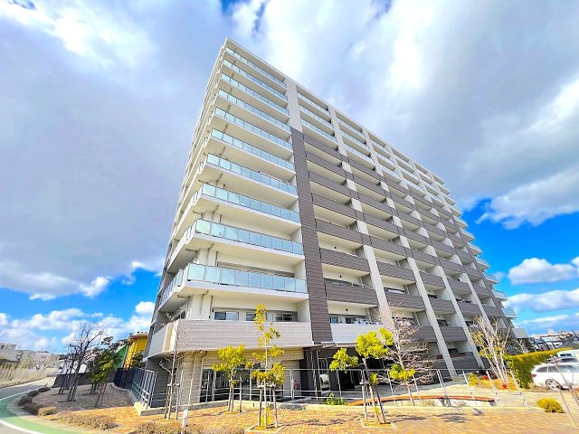 パークサンリヤン博多の森Ⅴ番館の外観