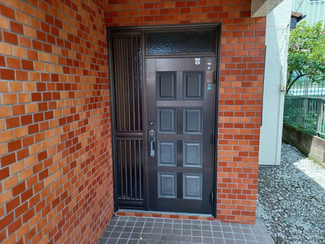 ときがわ町大字本郷995-4貸家の玄関