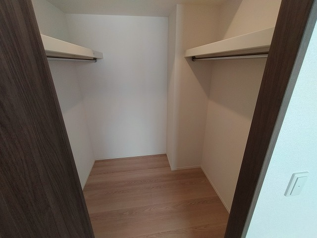 神戸市兵庫区金平町２丁目のアパートの収納|ウォークインクローゼット
