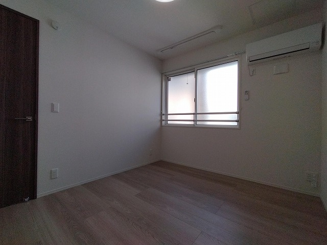 神戸市兵庫区金平町２丁目のアパートの内装|洋室