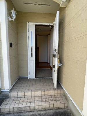 【玄関】 | 真岡市並木町4LDK中古住宅