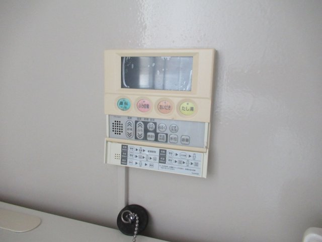 兵庫県公社　神陵台特別の設備|お風呂のコントローラーです