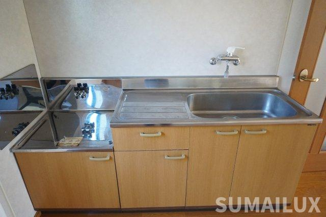 熊本市北区八景水谷２丁目のアパートのキッチン