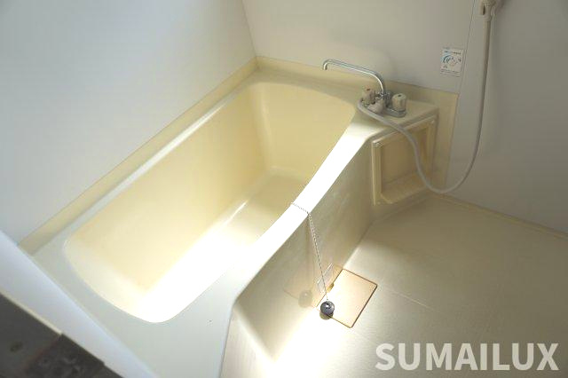 熊本市北区八景水谷２丁目のアパートの浴室