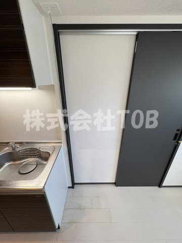 【その他】 | グローリオシェルト南烏山 | 冷蔵庫置き場※クリーニング完了前※