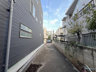 【外観】 | 敷地延長はお子様の急な飛び出しにも安心